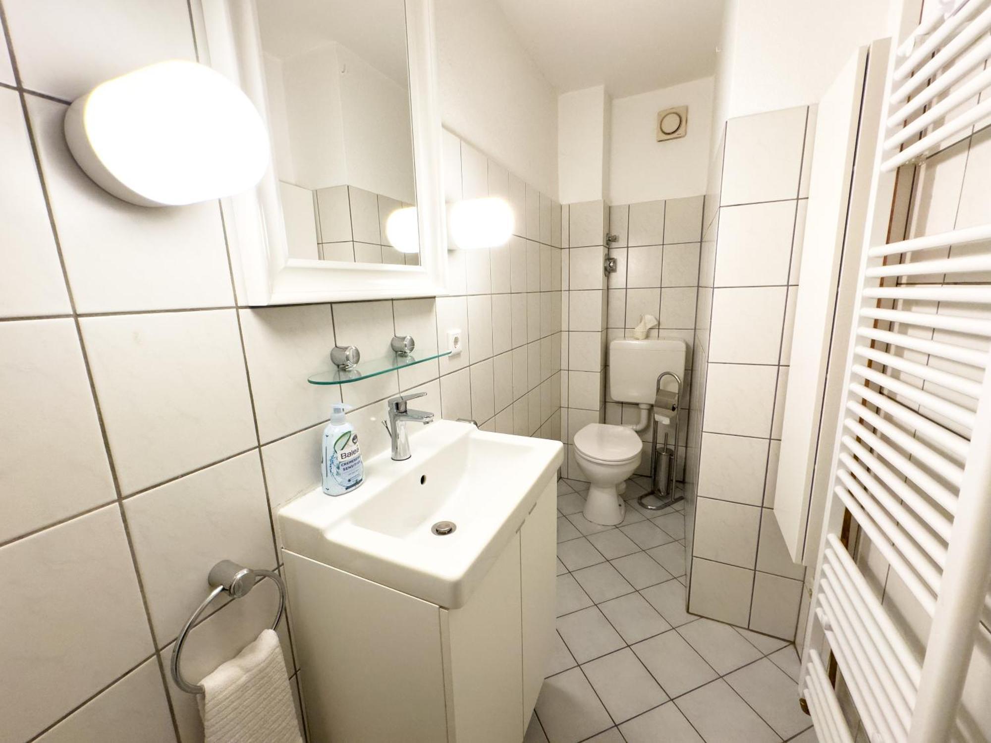 Schoene Wohnung Fuer 4 Gaeste An Der Eilenriede Mit Kostenlosen Parkplaetzen Hanóver Exterior foto